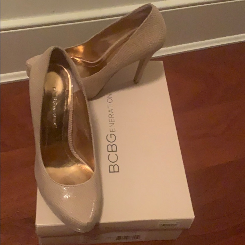 Shoe